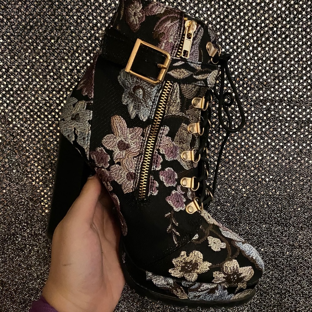 Women’s Boot Heels